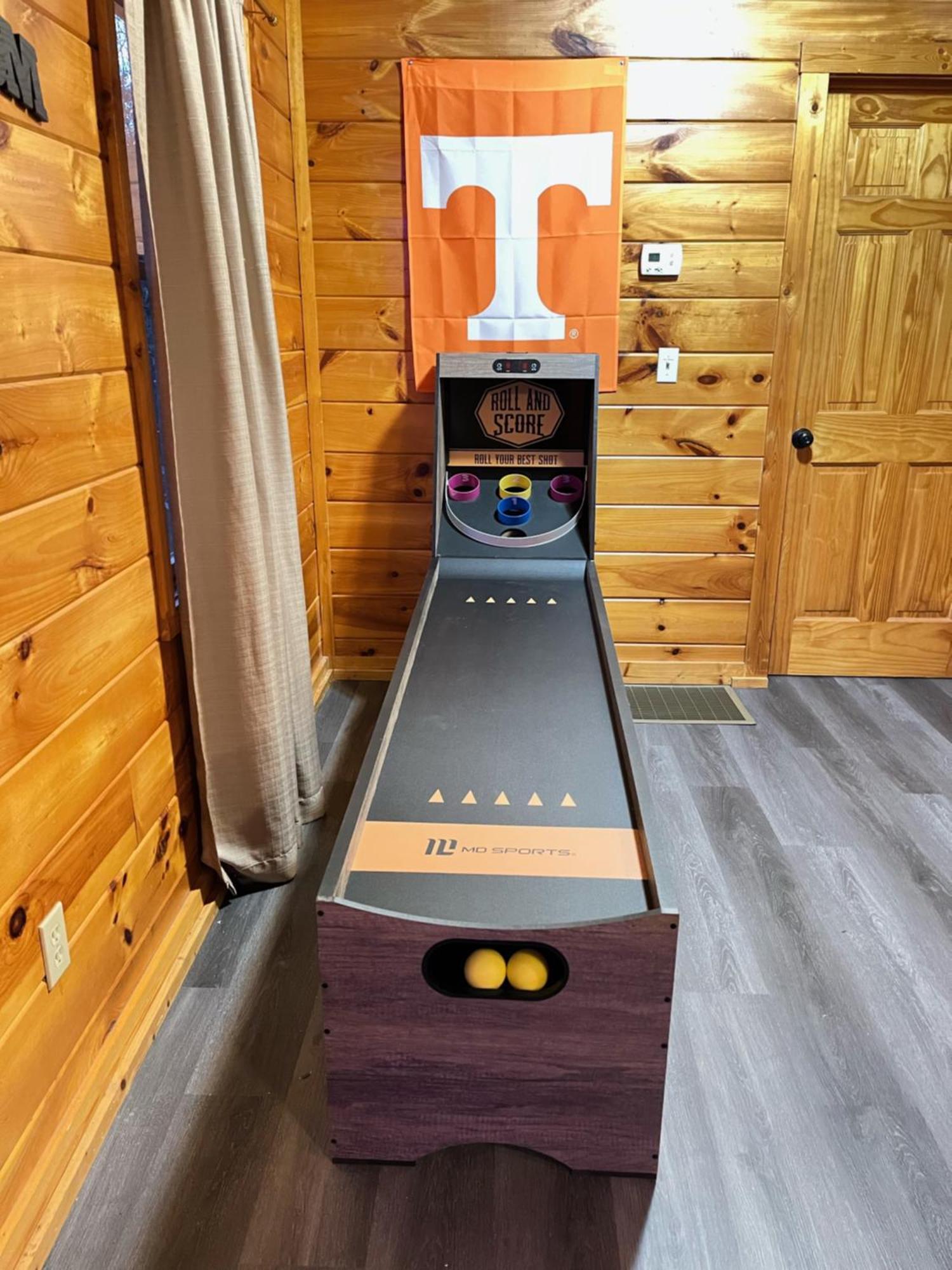 Smokey Mountain Retreat, Hot Tub, Game Room, Sleeps 8! Gatlinburg Esterno foto